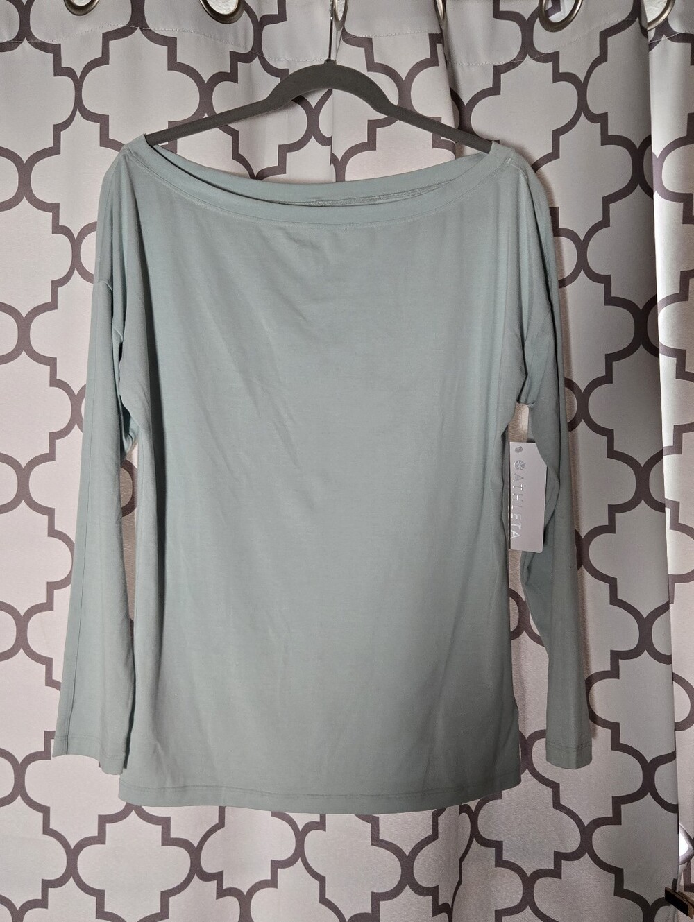 Athleta Move With Ease Off The Shoulder Light Mint Long Sleeve Top